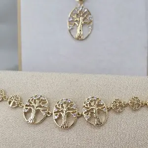 (76)(AA2) Life tree  bracelet and 20 inch necklace set.