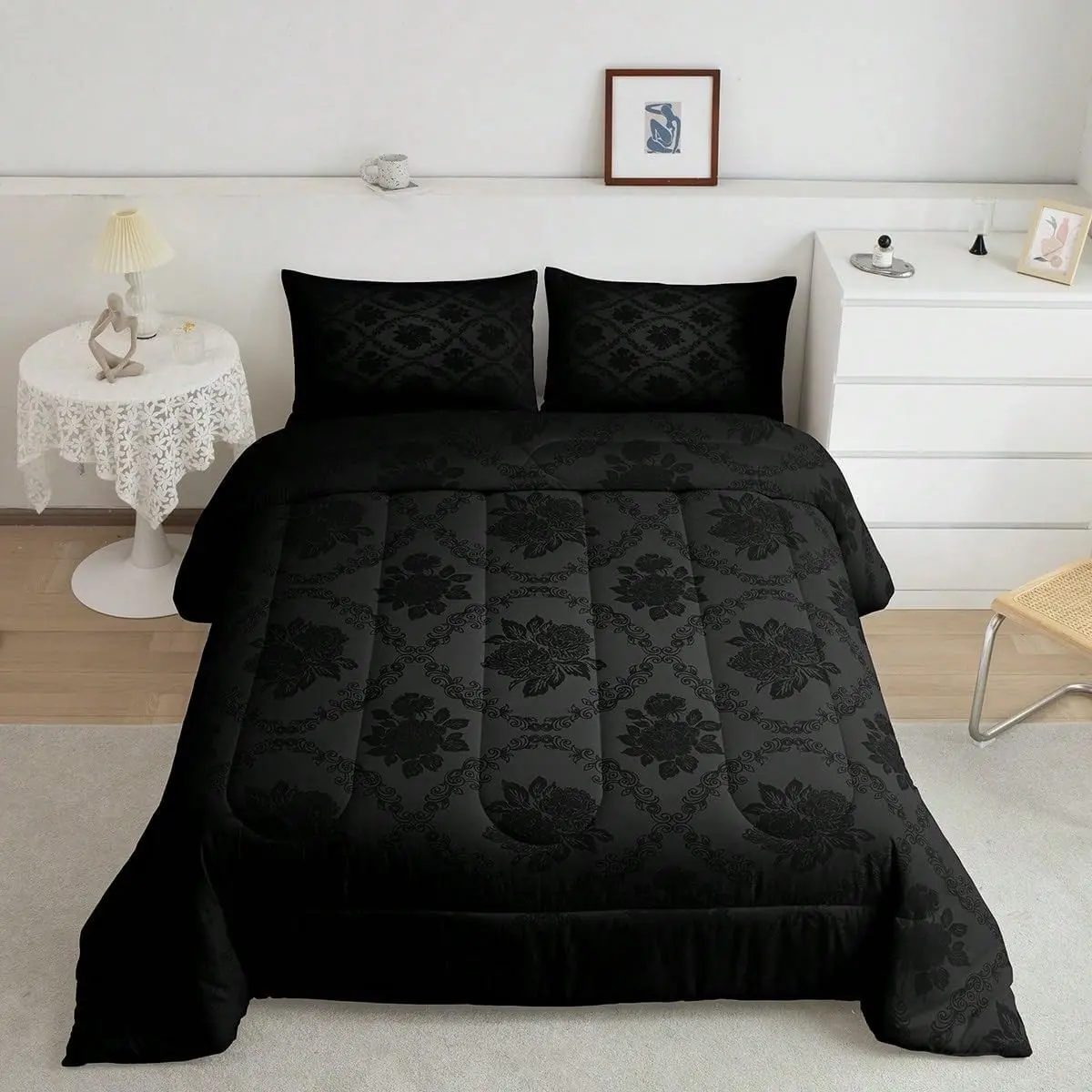 3-piece Gothic style dark flower quilted set, Dark floral bedding set, Quilted bedspread set, soft, lightweight, breathable, 200gcm quilted filling, including 1 blanket and 2 pillowcases suitable for bedroom, dormitory, air-conditioned room