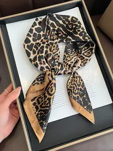 Fashion Leopard Print Scarf, Versatile Neck Warmer & Collar Accessory, Perfect for Travel & Dating, Stylish Dual-Use Design, Loose Fit Shawl