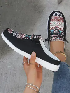 Women's Ethnic Pattern Slip on Low Top Sneakers, Round Toe Walking Trainers, Casual Comfortable Lightweight Slip on Shoes, All-match Commuter Shoes for Work & Daily Wear