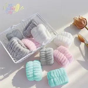 Face Wrist Strap Wash Anti-Moisture Absorption to Cuffs Sleeve Wrist Sports Wipe Sweat Bracelet Sweat Absorbing Sleeves Dress