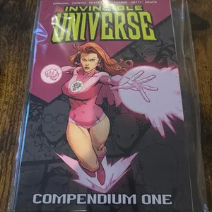 Invincible Universe  Compendium 1
