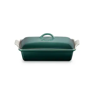 Le Creuset Heritage Nonstick Rectangular Covered Casserole - 4 Qt Oven-Safe Bakeware for Moisture-Retained Dishes, Ideal for Preparing Delicious Dish