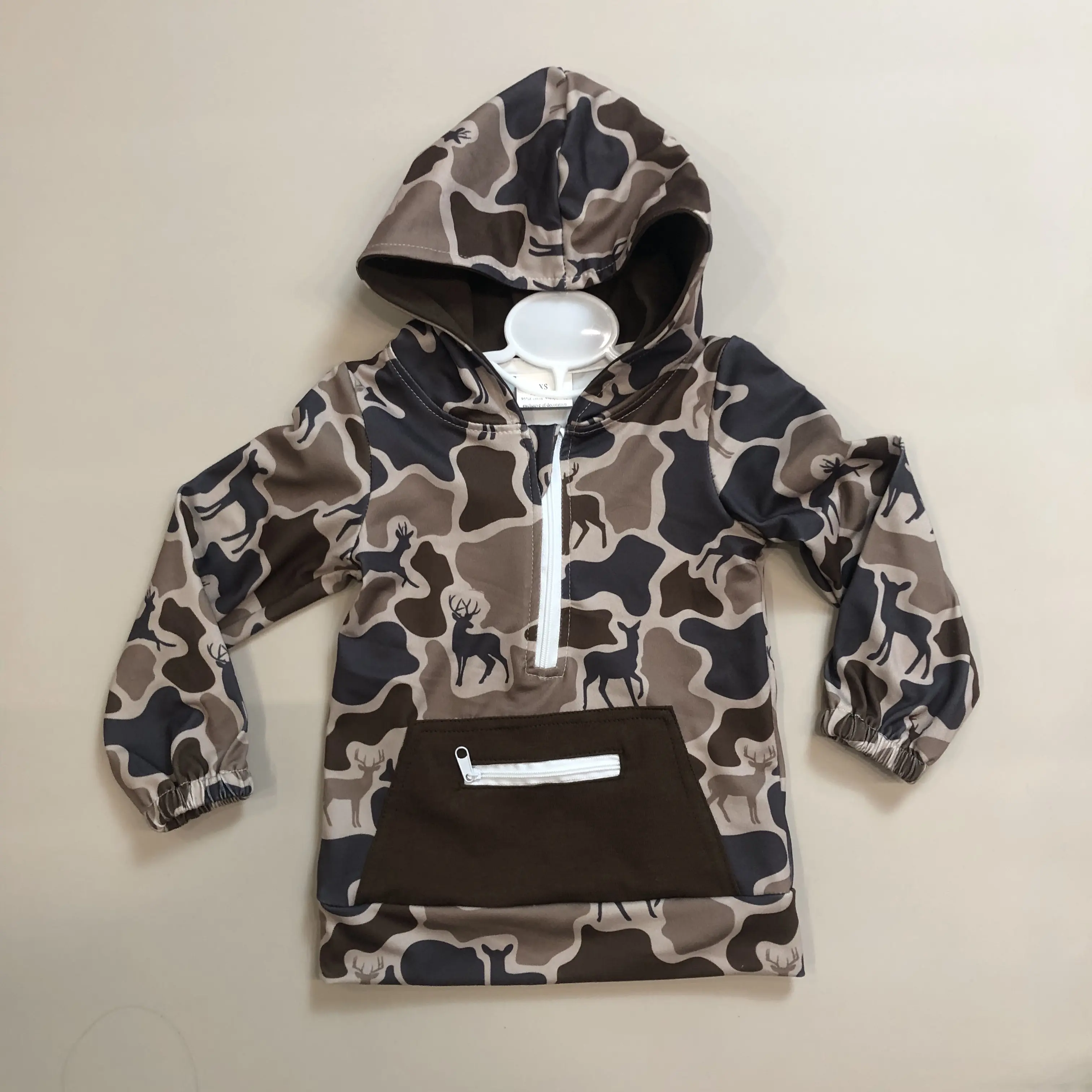 Boys' High-Quality Camo Hooded Pullover Sweatshirt, 4T Casual Fashion Top with Zipper Chest Pocket, Cotton-Spandex Blend Winter Boys Style Outwear, Casual Fashion Sweatshirt