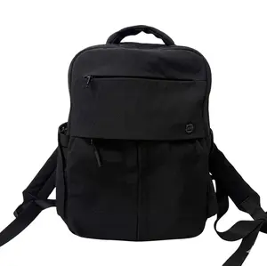 The I.R.I.S Mini: 2026’s viral IT-bag. Ultra-lightweight, durable, and perfect for every daily move. Get the essential bag of the year.