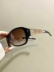 Trendy Punk Glasses, Fashion Eyeglasses Frame Legs Floral Pattern Decorative Eyeglasses for Men and Women