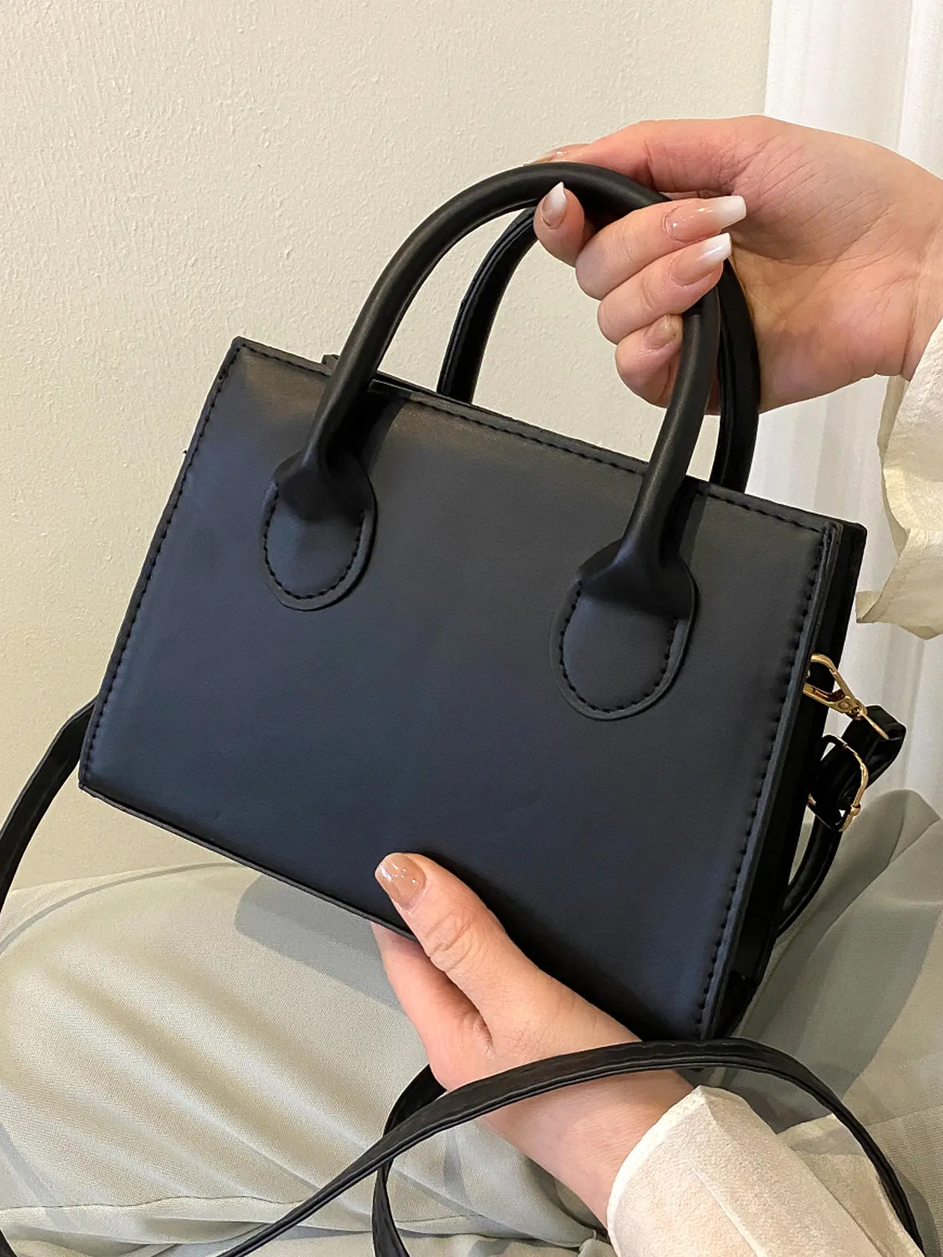 Minimalist Style Handbag, Pu leather handbag, Small, Detachable Shoulder Strap, Daily Commuting Beige Crossbody Bag, Multi-color Optional, Casual Fashion Bag, Casual Crossbody Bag, Suitable for Daily Travel, Shopping, Afternoon Tea