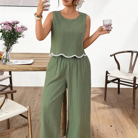 Plus Size Two-Piece Outfit Women's Everyday Comfortable Stylish Slimming Tank Top and Pockets Wide-Leg Pants Set Palazzo Set