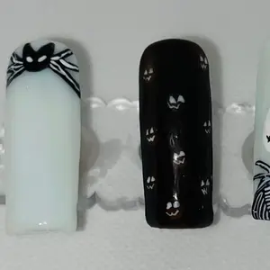 Glowing Nightmare Before Christmas Press on Nails 24pc Set