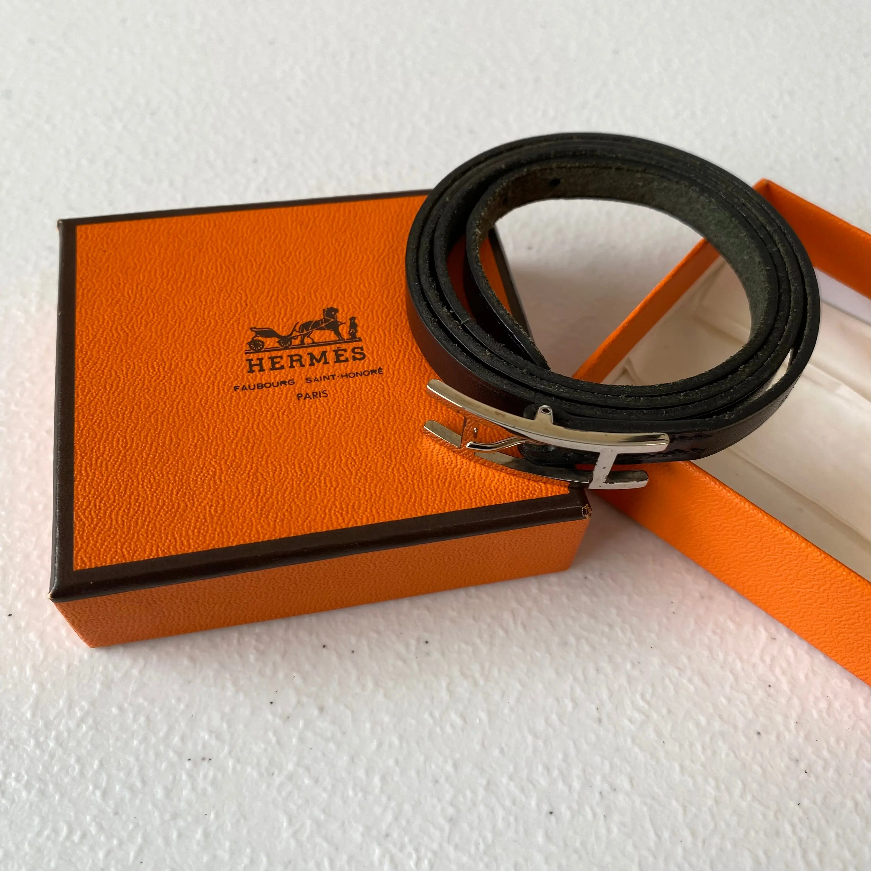Pre-owned Hermes wrap bracelet Authentic with coa box