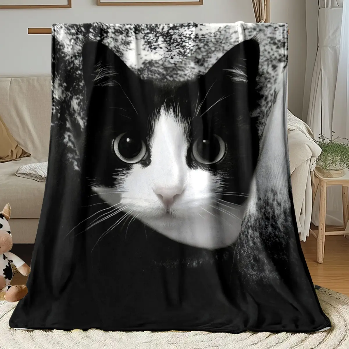 Flannel Fabric Fluffy Blanket - 2D Funny Black and White Tuxedo Character Art, Multi-Size, Plush Texture, Soft Cozy Warm, Realistic Animal Artwork, Throw for Bedroom Sofa, Ideal Birthday Gift for Cat Owners, Fluffy Blankets, Character Art Blankets