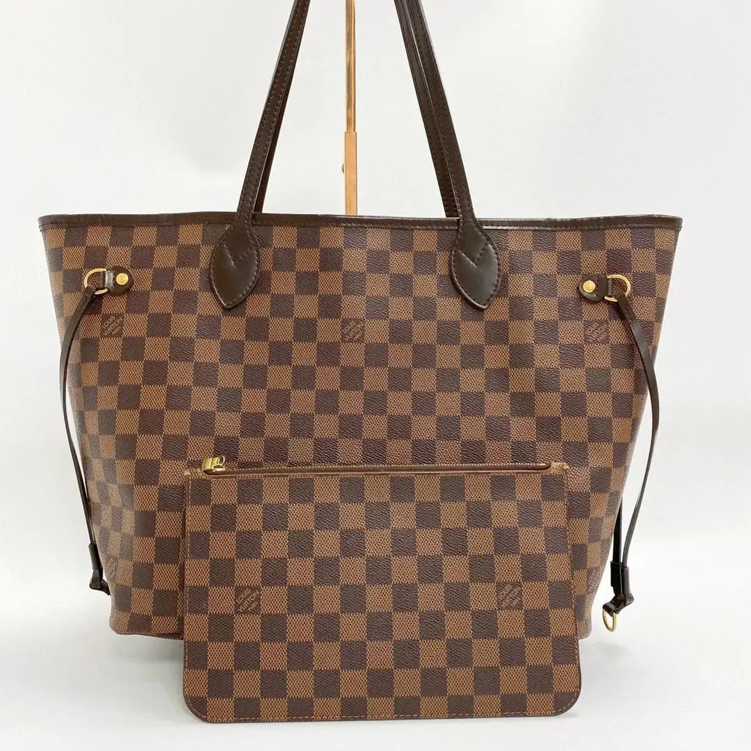 Pre-owned Louis Vuitton damier Shoulder Bags LV Neverfull Shoulder Bag Versatile Everyday Commuter Purse for Essentials On the Go Convenience