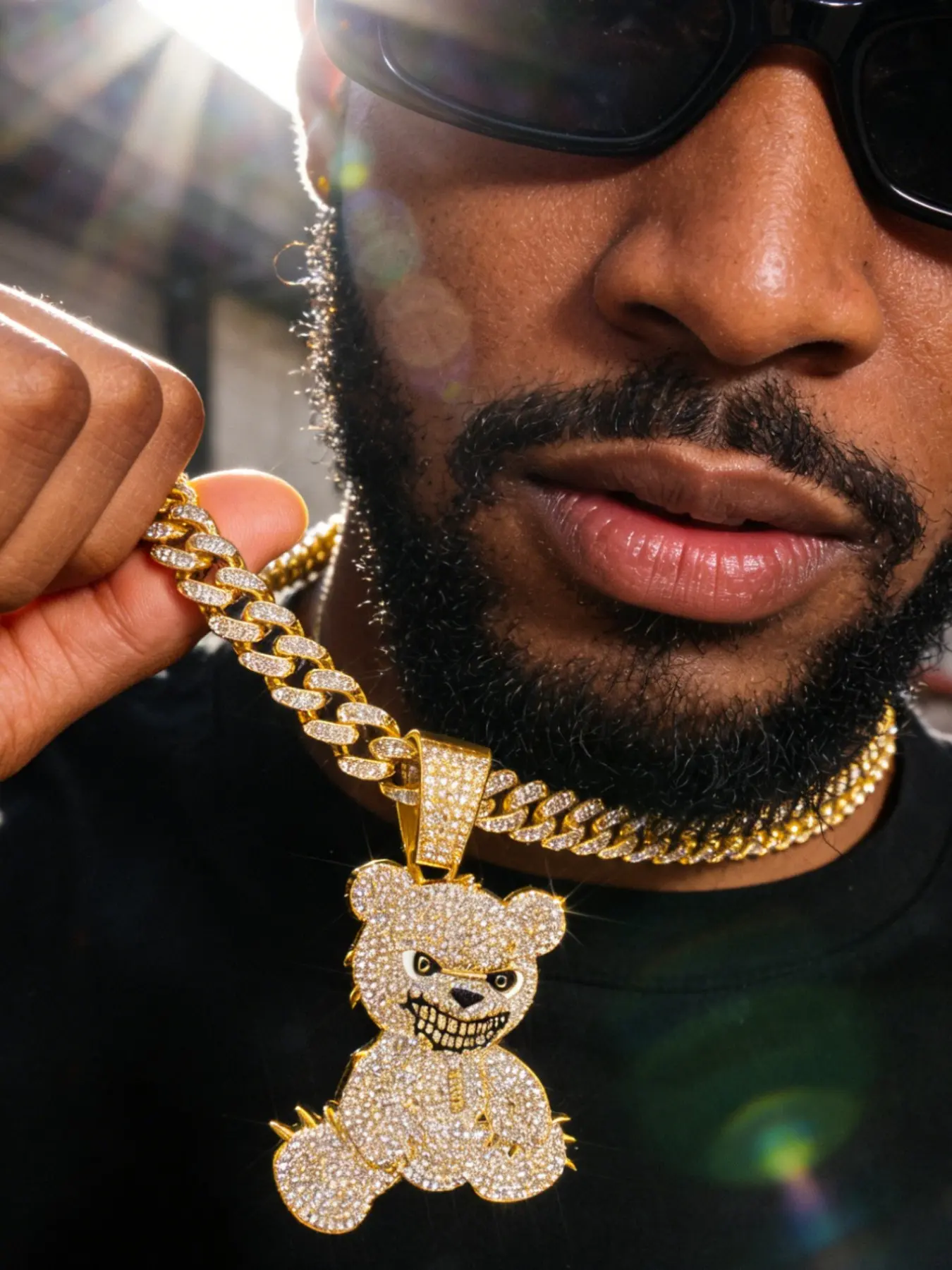1 full diamond sparkling polar bear pendant necklace, men's street cool Cuban chain, rapper hip-hop style accessory, Cuban link chain, Iced Out Jewelry, Fashion Accessory Necklace, Fancy Link Chain, Fashion Cool Accessories