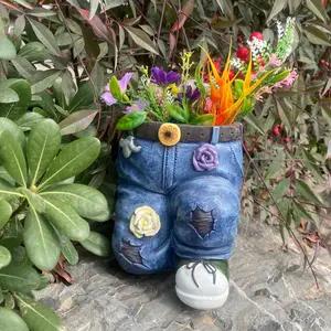 1 vintage denim-shaped flowerpot, Garden planter - A rustic resin outdoor decoration in country style, unique gardening statue, suitable for garden or yard, garden decoration, rustic appearance, resin