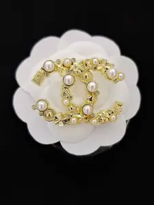Elegant CC Brooch with Crystals, Stylish Jewelry for Fashion, Fashion Statement, Perfect Gift for Her, Versatile Accessory for All Seasons
