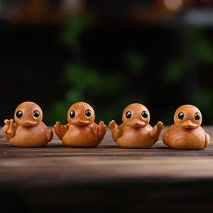 Cliff Wooden Cute Duck Figurine, Nature-Inspired Lightweight Thuja Wood Carving, Desktop Decoration Gift for Home & Office (Sports & Outdoor Fan Shop Gaming Accent)