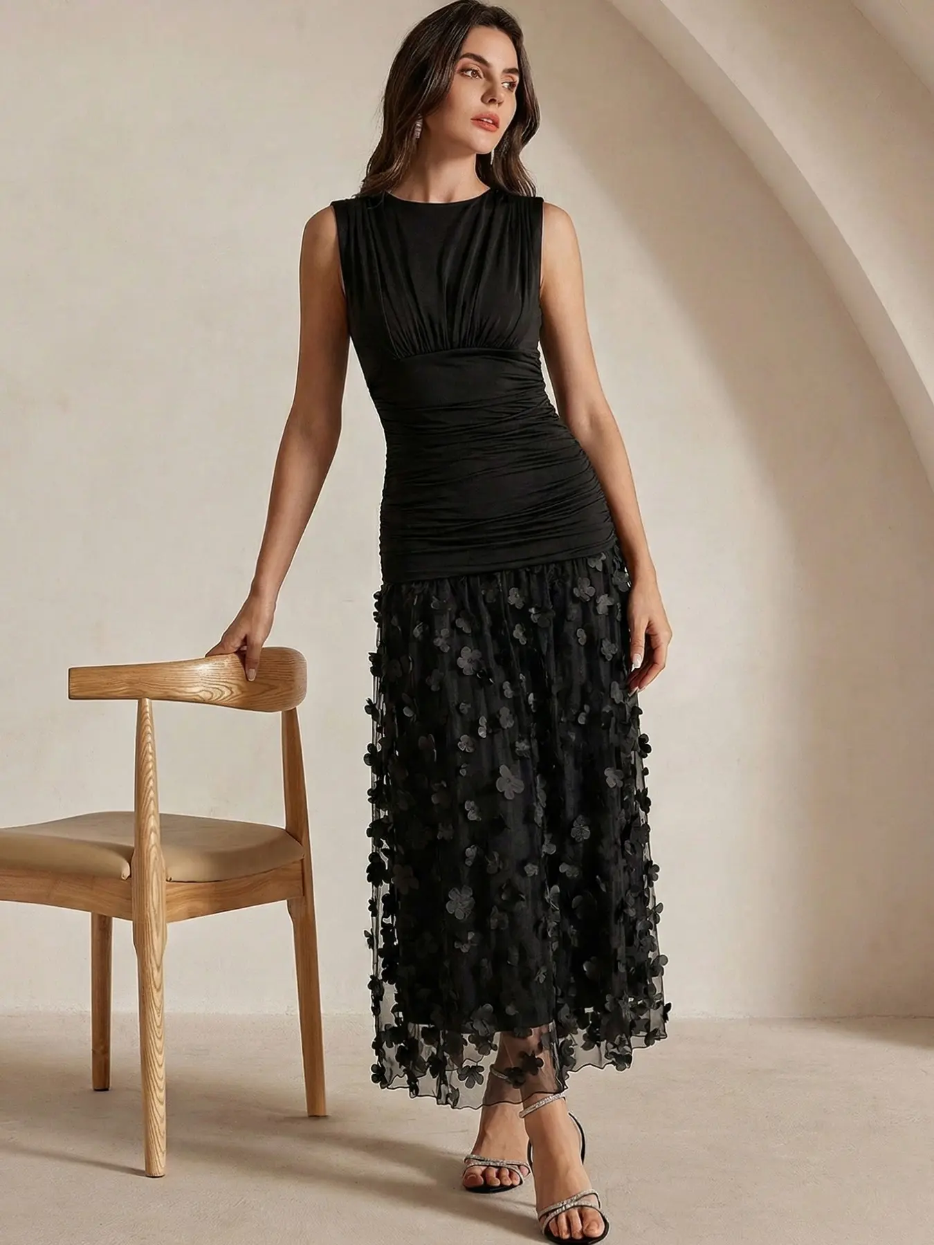 Elegant Sleeveless Floral Dress, Vintage and Modern Style, Suitable for Work Commute, Dates, Parties, Formal and Semi-Formal Occasions