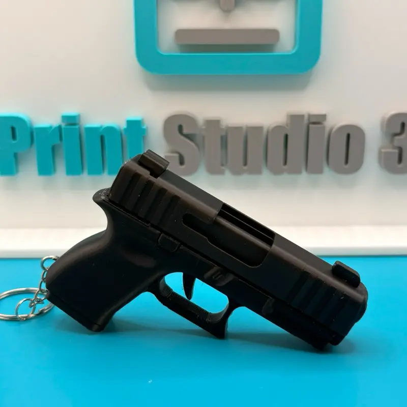 Stress Relief Toy Gun Fidget Keychains, Classic Novelty Toy for Hobbies