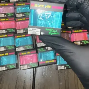 NeeDoh Nice Cube - Satisfying Cube Squeeze Toy - Soft Squeeze Toy in Assorted Colors - Fun for Ages 3 and Up