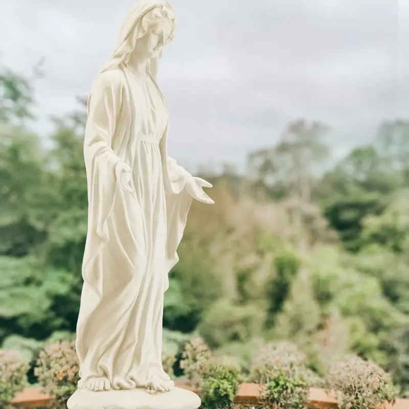 29.5" Religious Blessed Mother Statue - Weather-Resistant Magnesium Oxide Garden Decor, Spiritual Outdoor Ornament for Lawn, Patio & Garden