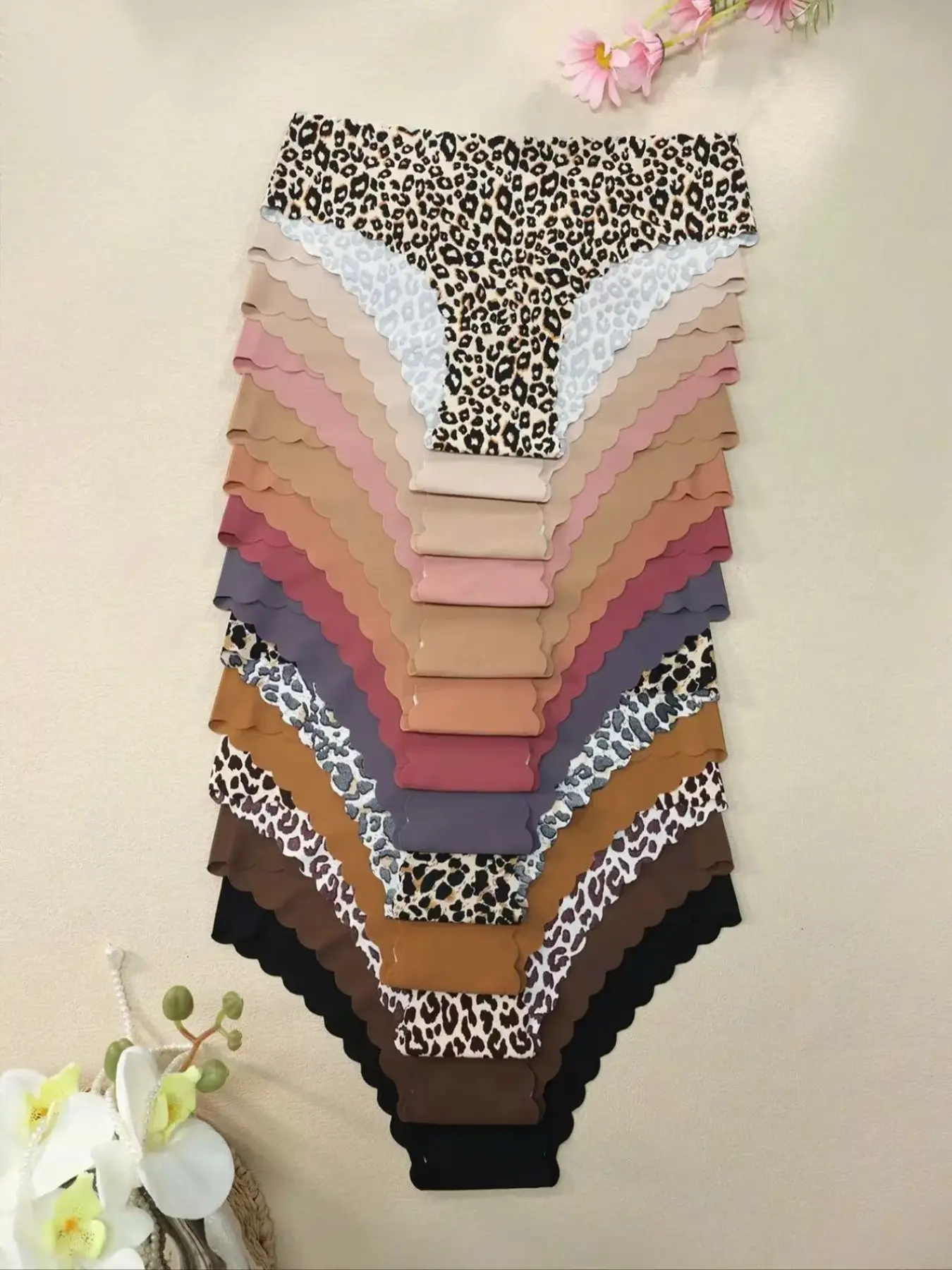 13-Pack Seamless Ice Silk Women's Thongs, High Stretch Breathable Smooth Wave Edge, Leopard Print Mixed Colors, No Panty Lines, Underwear Womenswear Clothes