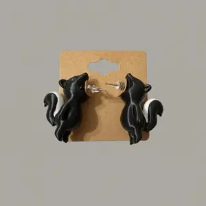 Black Skunk Earrings - Unique Animal Design for Fashionable Accessories