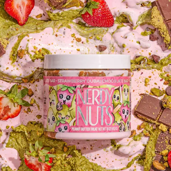 [Genuine Nerdynuts product] NERDY NUTS offers the perfect combination of creamy peanut butter, crunchy Dubai chocolate, sweet dried strawberries, and premium pistachios, creating a unique and appealing flavor that will win over any sweet tooth.