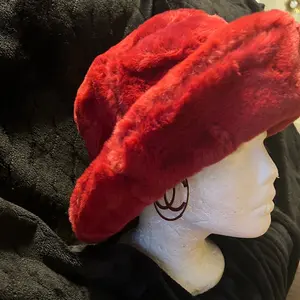 Red furry bucket hat Winter