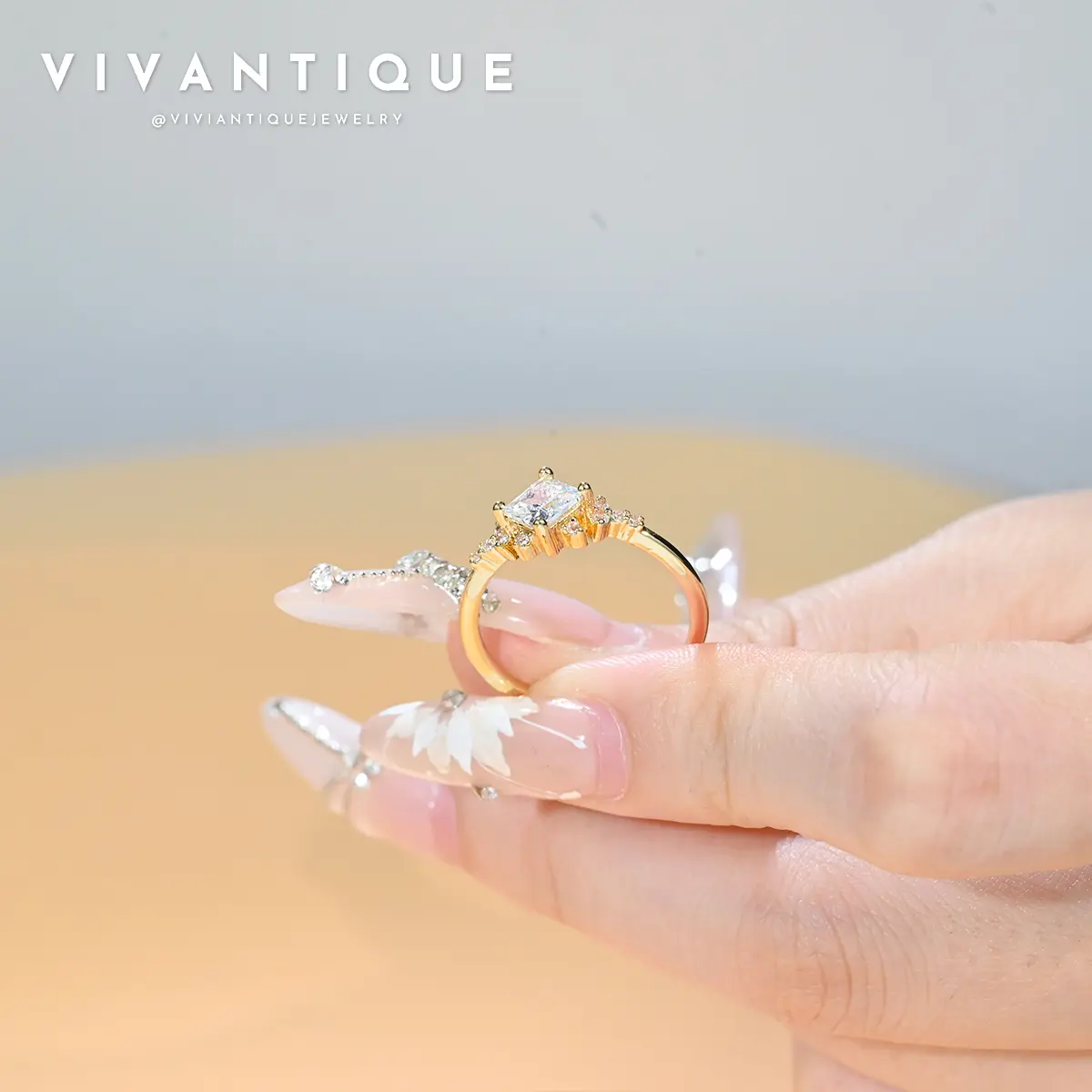 [Sold Out Soon]VIVANTIQUE Rapunzel Promise Ring for Women