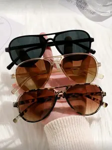 Unisex Vintage Trendy Aviator Sunglasses, Tortoise Pattern,tinted Lens Design,men/women,daily/occasion,spring/summer,gift Idea