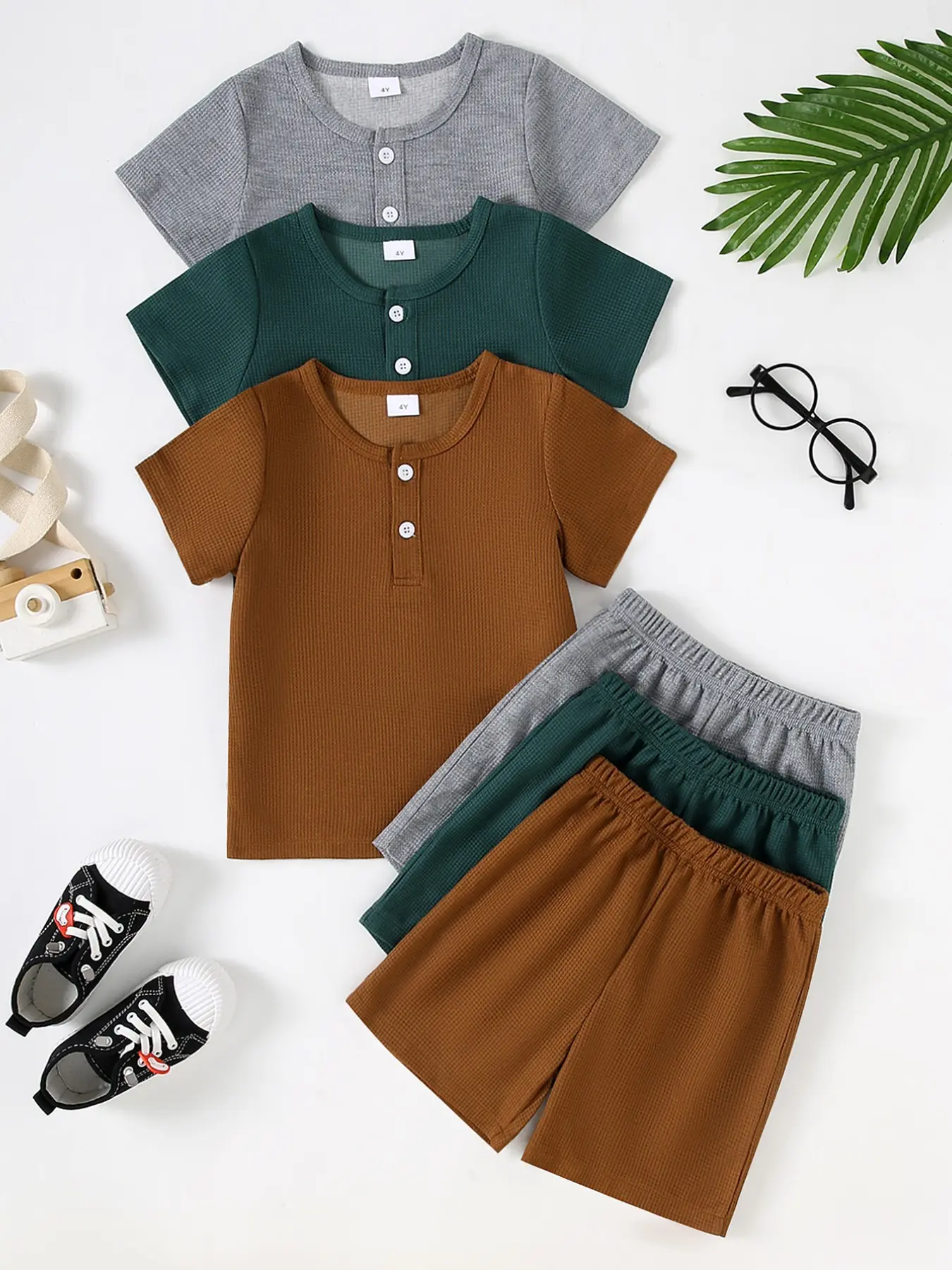 6-Piece 3-Color Boys' Waffle-Weave T-Shirt and Shorts Set Summer Clothing Set Matching Outfits Set Minimalist Casual Style Henley Neck Design Essential Versatile Piece Elastic Waistband Summer Everyday Outfit