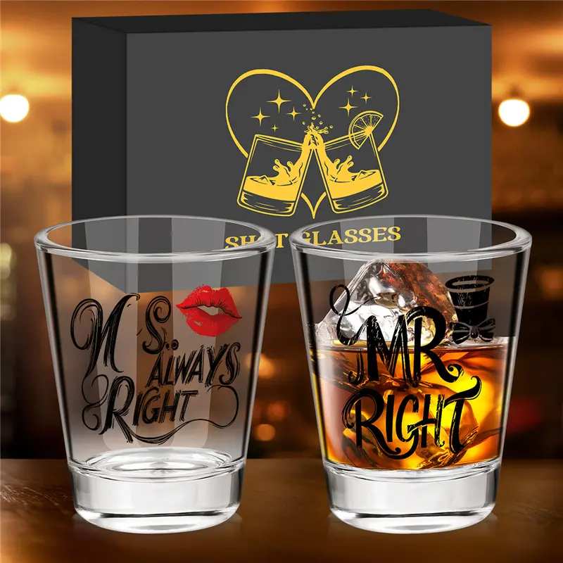 1 Set Creative Couple Shot Glasses , 60ml/2oz Transparent Glass Drinking Glasses Drinkware with Mr Right Ms Always Right Design, Suitable for Kitchen Restaurant Bar Party Wedding Anniversary, Whiskey Glass Gift