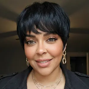 810 Machine Made Short Wig With Natural Hanging Bangs Layered Textured Face Shaping Stylish Versatility For Daily Wear