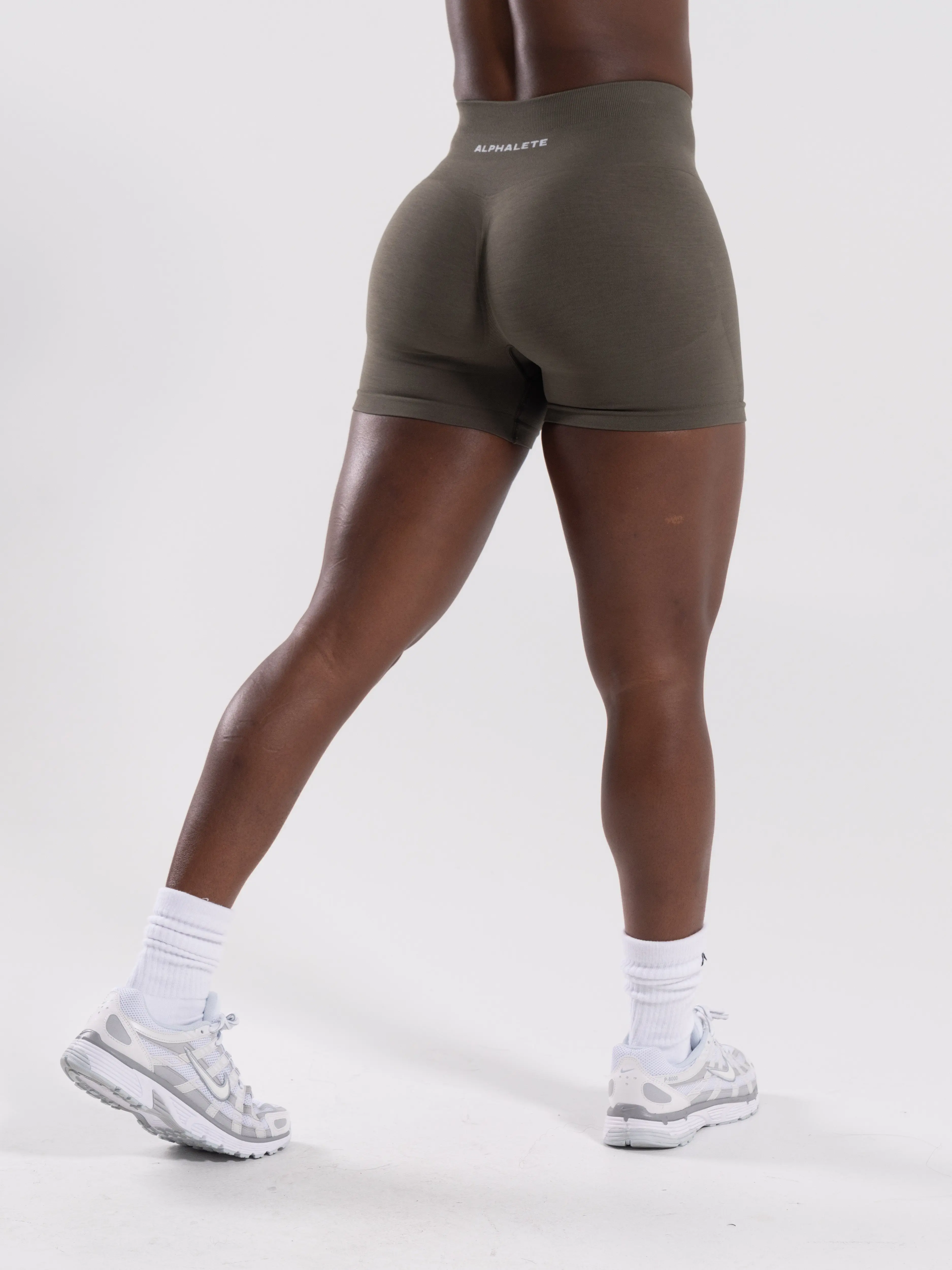 Pump Mid Rise Short - Khaki