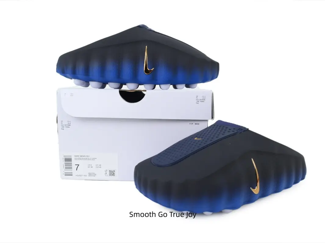 Men Black Blue Gradient Closed Toe Mule Slides, Retro Streetwear EVA Massage Cushion Clogs, Non Slip Cloud Recovery Slip On Footwear For Daily Hip Hop Outfits & Gym