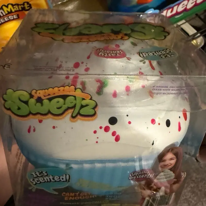 Squeezy Scented Cupcakes