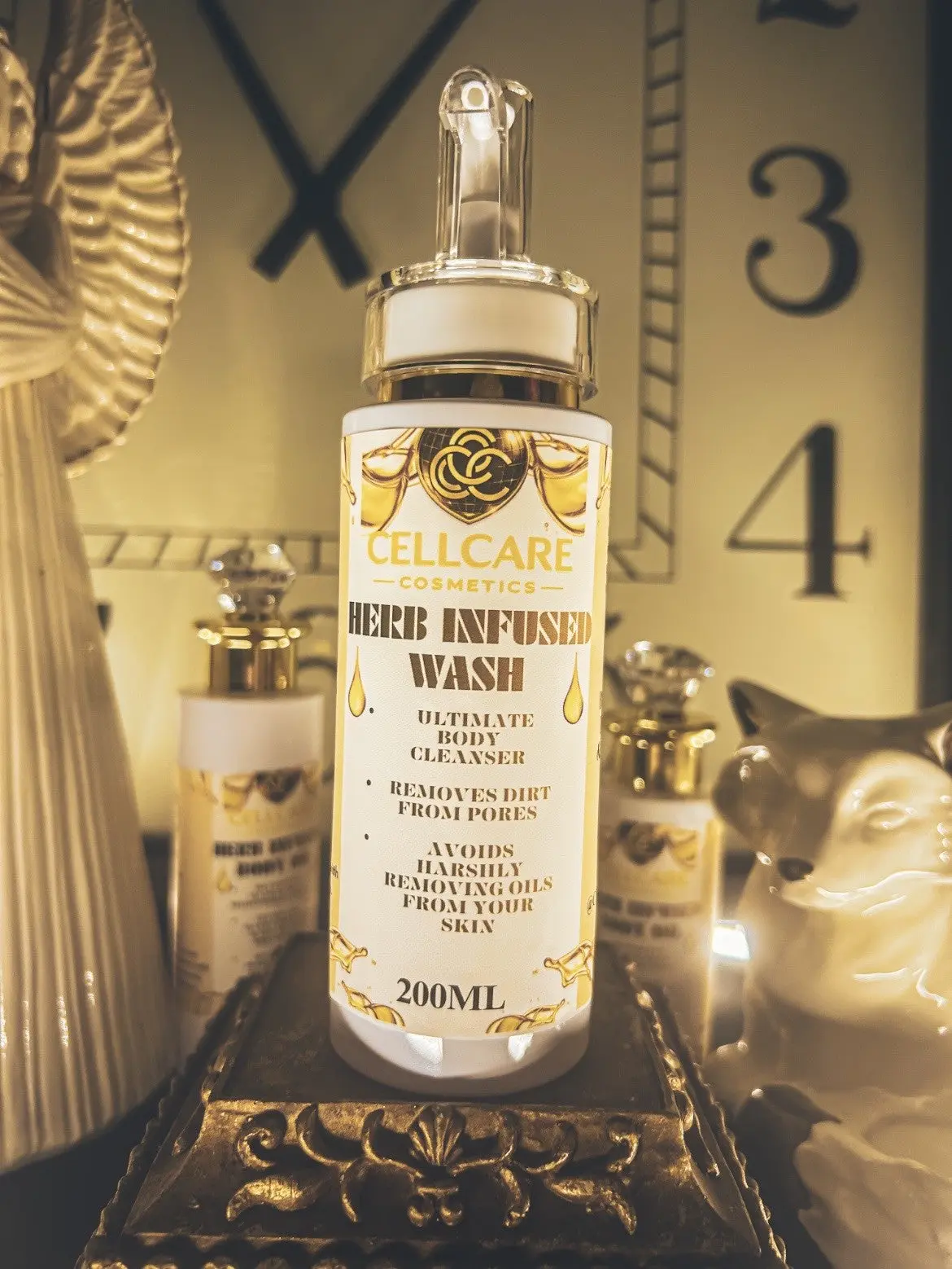 ULTIMATE HERB INFUSED WASH