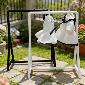 Miniature Clothesline Model, 1:12 Scale, Realistic Dollhouse Accessory, Perfect for Photography, Collectible Toy, Holiday Gift, Miniature Set