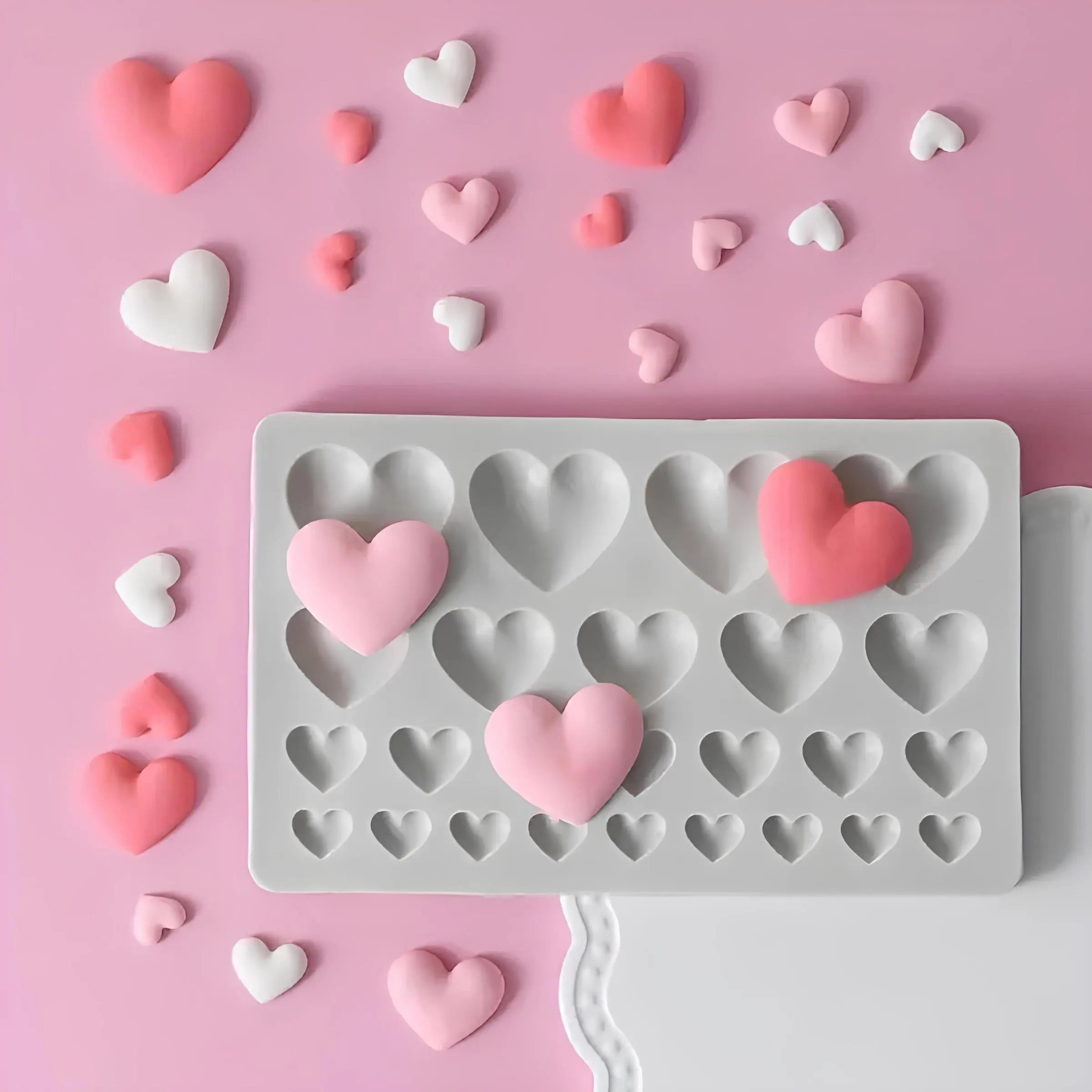 Heart Shaped Silicone Mold, 1 Count Non-stick Chocolate Cake Ice Cube Candy Cookie Mold, Dessert Bakeware DIY Mold for Home Kitchen Baking House, Reusable Chocolate Mold, Silicone Baking Molds