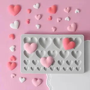 Heart Shaped Silicone Mold, 1 Count Non-stick Chocolate Cake Ice Cube Candy Cookie Mold, Dessert Bakeware DIY Mold for Home Kitchen Baking House, Reusable Chocolate Mold