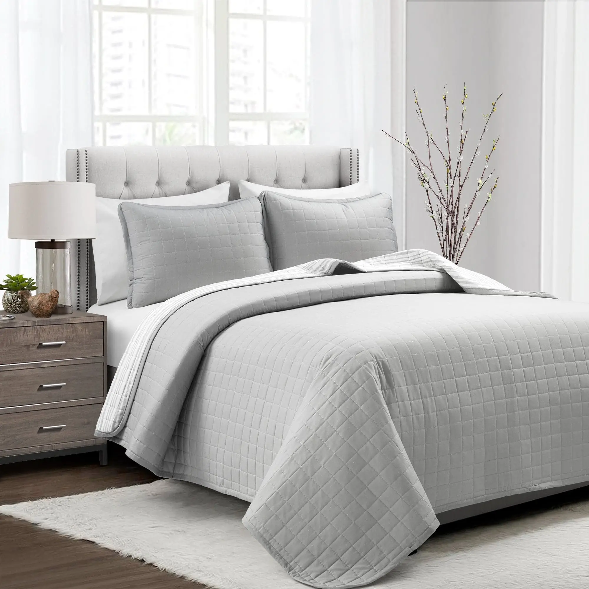 Lush Decor Farmhouse Box Stitch & Stripe Cotton 3-Piece Breathable Quilt Set - Reversible Bedspread, 2 Pillow Shams - Full/Queen/King Sizes - Comfy Decorative Bedding Set