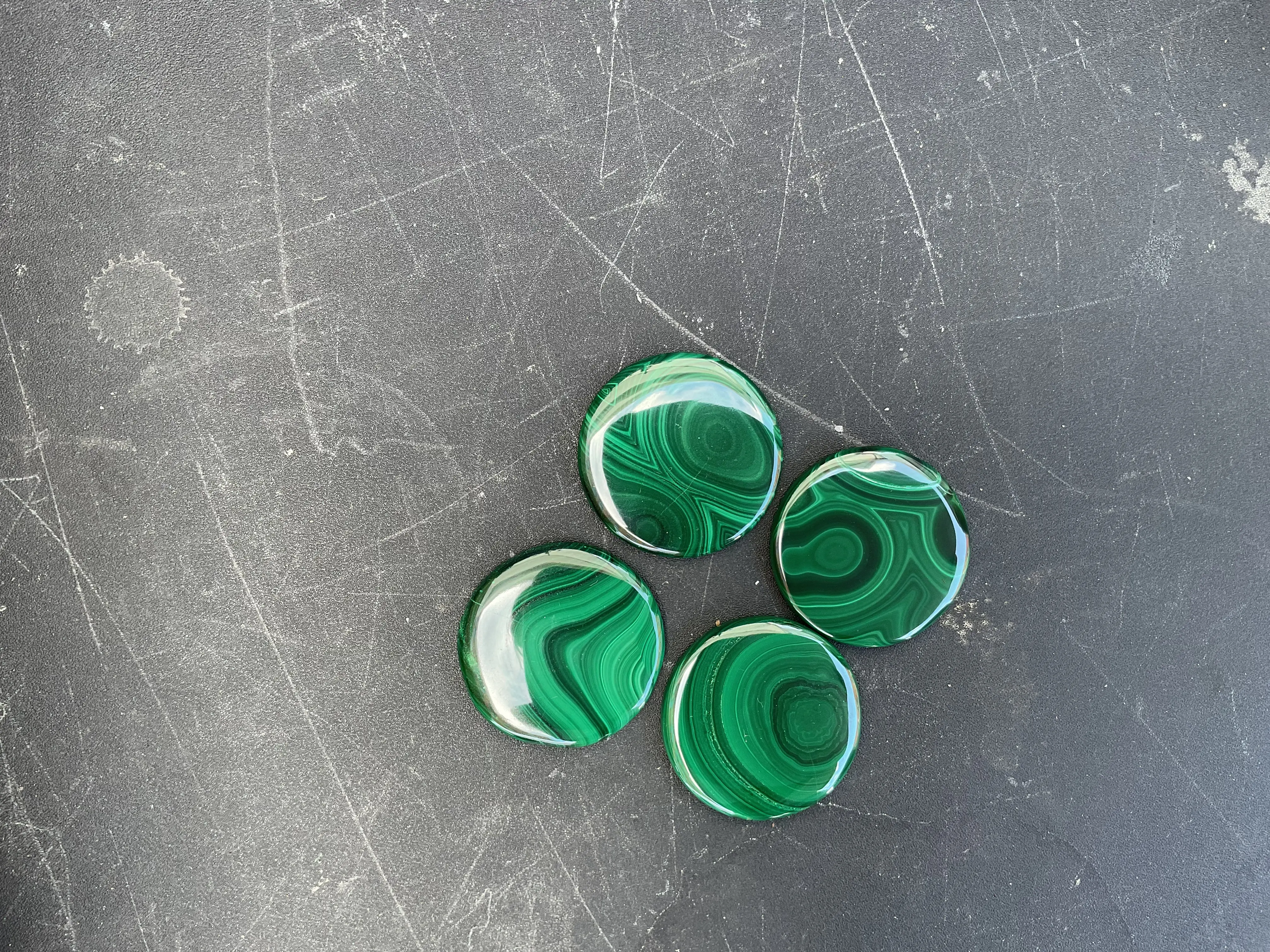 Natural Malachite cabachon