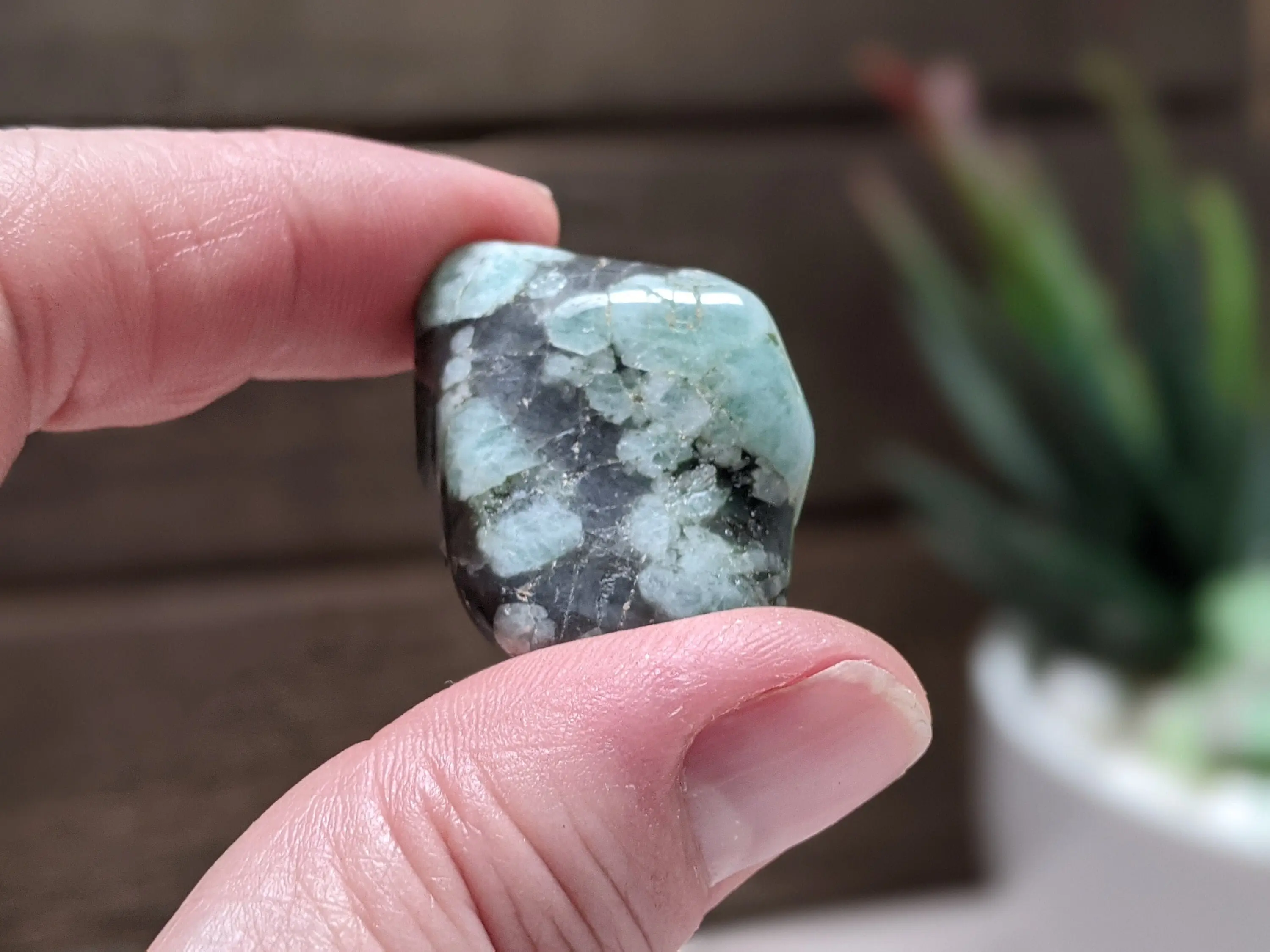 Emerald Tumbled Stone: Brazil Crystal for Heart Chakra