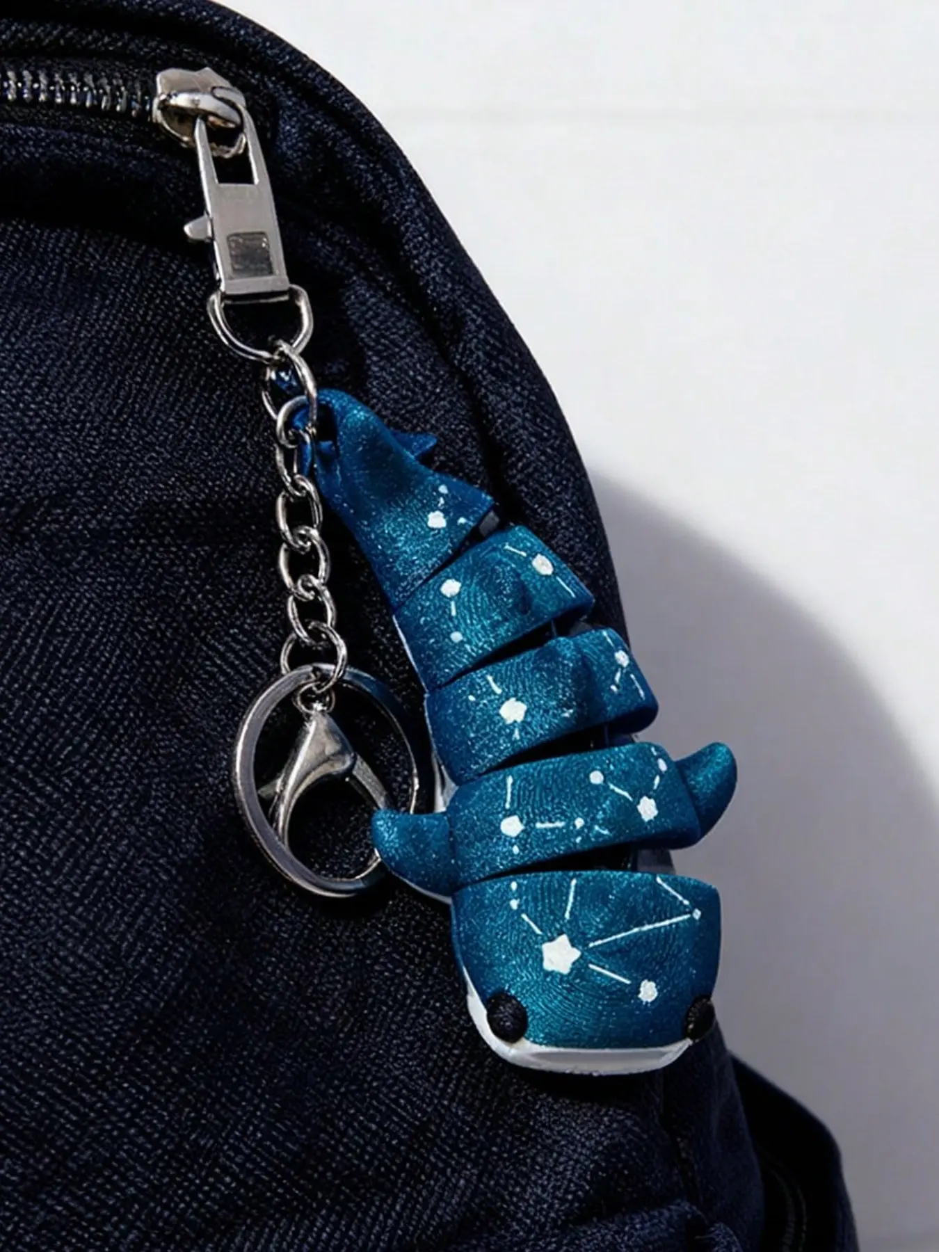 Whimsical 3D Printed Whale Aesthetic Keychain Vintage Style Multi-Functional Charm for Backpacks Phones & Cars Unique Ocean Life Accessory