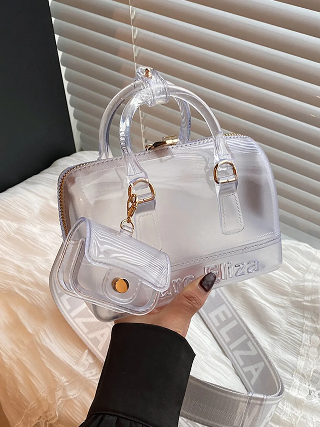 Ladies' crossbody bag, Handbag Shoulder Purse, solid color and clean color handbag, hardware zipper, suitable for white-collar commuting, work travel, dining, dating, Fashionable Shoulder Bag