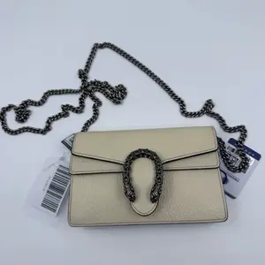 Pre-owned GUCCI Leather Messenger Bag