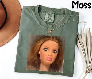 Comfort Colors Funny Doll Face T-Shirt with Judging Expression, Playful Meme Aesthetic Tee, Aesthetic WTF Look Shirt, Trendy Sarcastic Doll Humor Graphic Top, Premium Garment Dyed Quirky Portrait Apparel, Boutique Sassy Expression Gift Tee