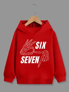 Trendy Skull Print Hoodie for Boys, Casual Fitted Sweatshirt, Graphic Hoodies, Spring & Fall Essential, Soft Material, Perfect for Daily Wear