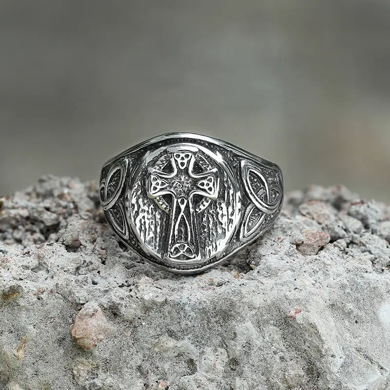 GTHIC Unisex Celtic Cross Knot Stainless Steel Ring - Non Tarnish Finger Jewelry, 16.5 g, 20 mm High, Vintage Fashion Accessory for Daily Wear, Father's Day Gift