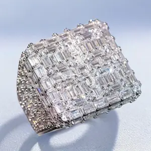 1 Piece Hip-hop Square Inlaid Synthetic Zirconia Wide-faced Unisex Ring Fashionable Individual Trendy High-end Daily Casual Accessory